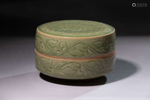Chinese Yaozhou Kiln Engraved Cover Box