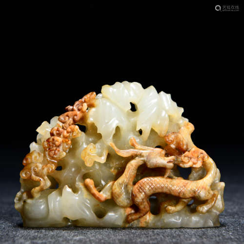 A JADE CARVED DRAGON PATTERN ROCKERY ORNAMENT