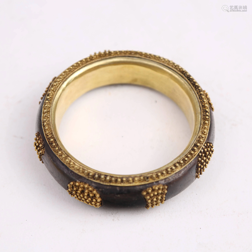 19th century agarwood bag gold bracelet