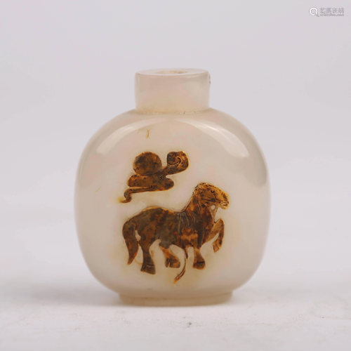 19th century agate snuff bottle