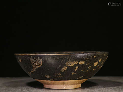 CIZHOU WARE BLACK GLAZED AND DOTTED BOWL