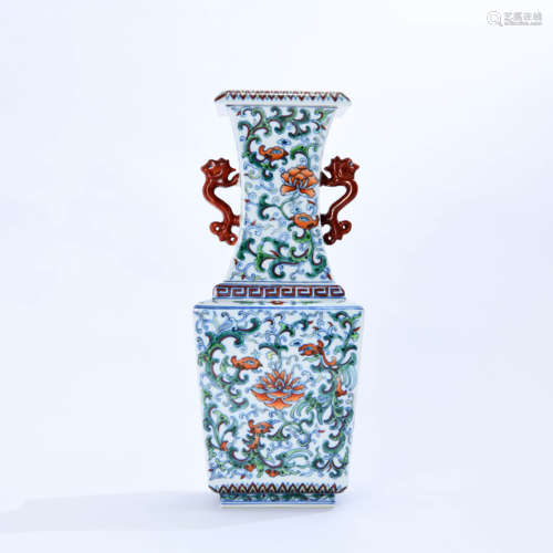 A CLASHINGCOLOR FLOWER&PHOENIX PATTERN PORCELAIN SQUARE VASE