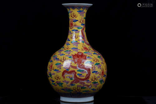 FAMILLE ROSE AND YELLOW GROUND 'DRAGON' VASE