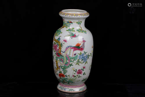 FAMILLE ROSE 'FLOWERS AND BIRDS' VASE