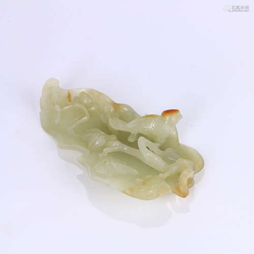 A FLOWER&BIRD PATTERN HETIAN JADE CARVED ORNAMENT