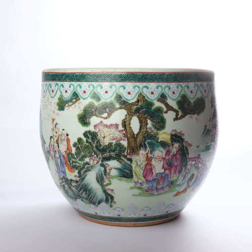 The mid Qing Dynasty famille rose figure flower decoration jar