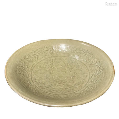 Carved bowl of Yaozhou Kiln in Song Dynasty