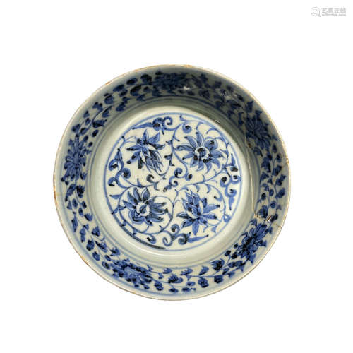 Yuan blue and white lotus flower decorative Basin