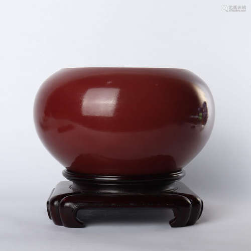 The red glaze censor of ox blood made in Qianlong of the Qing Dynasty