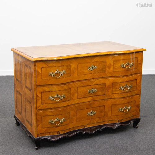 Chest of Drawers With Marquetry Inlay, 18th Century