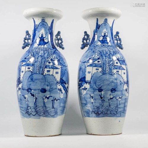 Pair of Chinese vases, blue white.