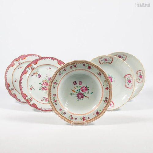 Collection of 5 Famille rose plates