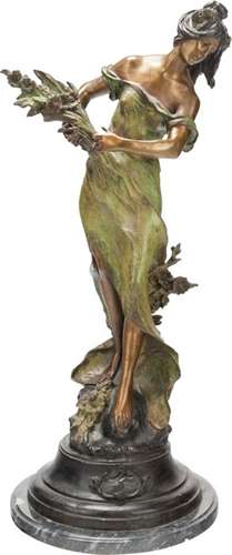 PATINATED BRONZE FIGURE OF WOMAN