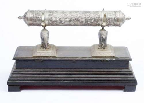 SILVER LETTER OR DOCUMENT CASE W/ STAND