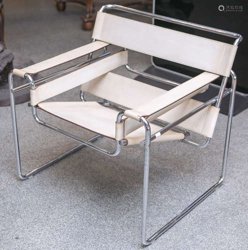 Wassily-Sessel nach einem Entw. von Marcel Breuer, Modell B3, Stahlrohr verchromt,