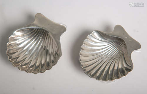 Zwei Saliere in Form von Venusmuscheln aus 925 Sterling Silber (Unterbodenherstellerpunze