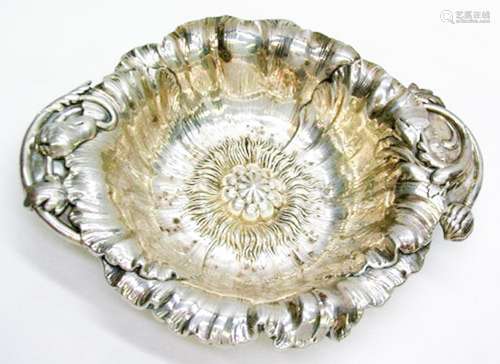 ORNATE FLORAL STYLE STERLING DISH