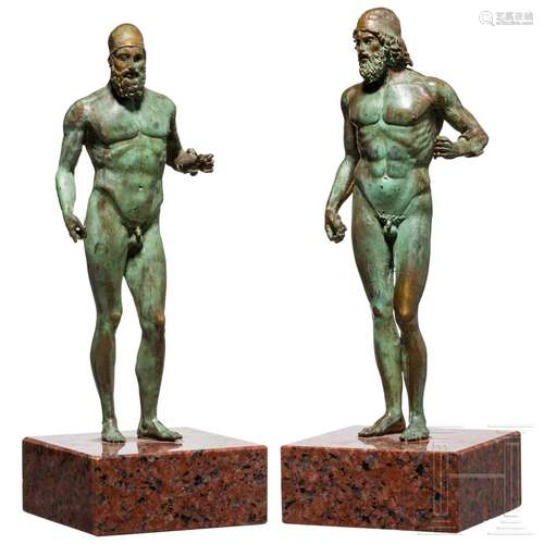 Zwei Bronzefiguren der Krieger von Riace