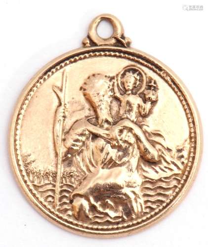 9ct gold St Christopher pendant, the verso engraved with a monogram, Birmingham 1962, 20mm diam, 3.