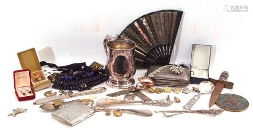 Box: silver plated tankard, cigar case, cutlery etc