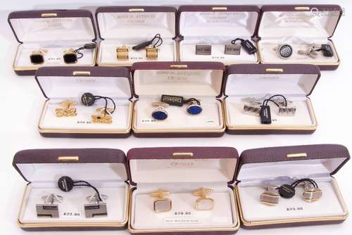 Mixed Lot: ten cased gent's cuff links to include novelty dart and dartboard, mother of pearl,