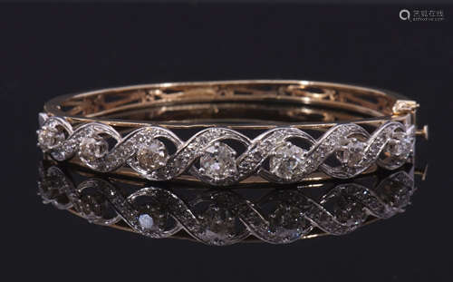 Diamond set hinged bracelet, featuring seven round graduated Victorian cut diamonds, 3.0ct approx,