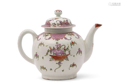 Lowestoft porcelain tea pot and cover with a polychrome design in famille rose, 16cm high