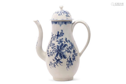 Lowestoft porcelain coffee pot and cover decorated in underglaze blue with a floral design, 30cm