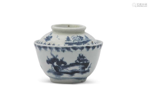 Lowestoft porcelain miniature sucrier and cover with chinoiserie scenes and berry border, the