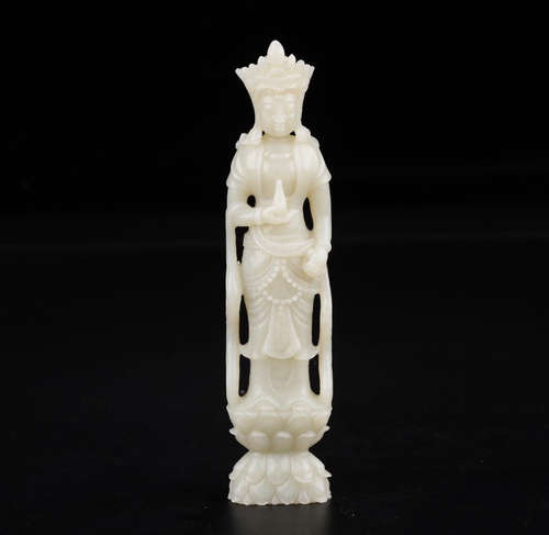 CHINESE CARVED HETIAN JADE BUDDHA