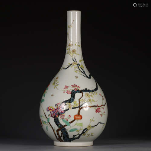 YONGZHENG MARK, CHINESE FAMILLE ROSE VASE