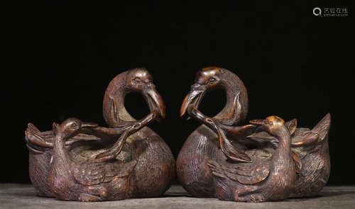 PAIR OF CHINESE CHENXIANG WOOD ORNAMENT