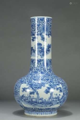 A Chinese Porcelain Blue&White Vase
