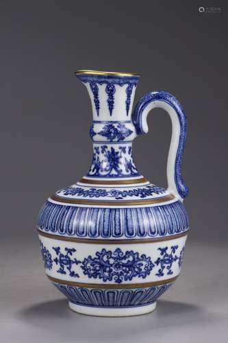 A Chinese Porcelain Blue&White Pot