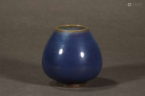 A Chinese Porcelain Jun Kiln Jar