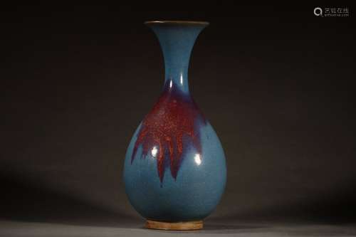 A Chinese Porcelain Jun Kiln Yuhuchunping Vase