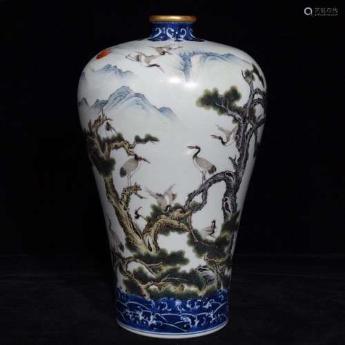 A Chinese Porcelain Blue&White Famille Rose Meiping Vase