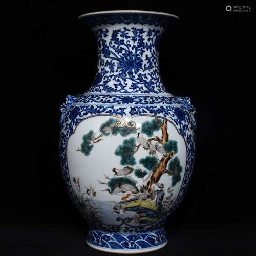 A Chinese Porcelain Blue&White Famille Rose Vase