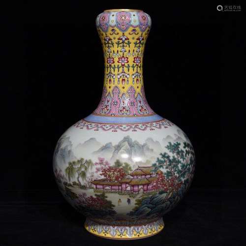 A Chinese Porcelain Famille Rose Garlic Vase