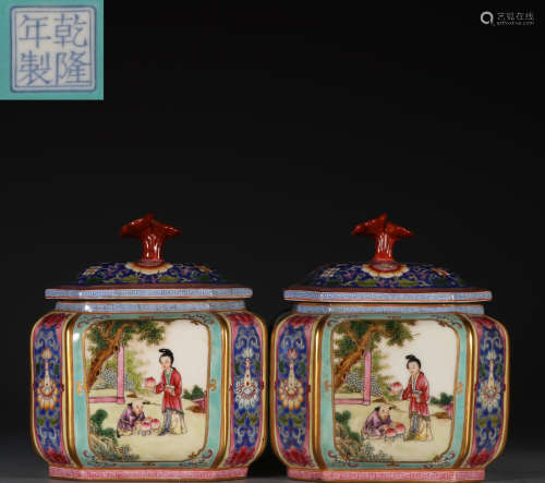 PAIR OF ENAMELED GLAZE BOX PAINTED WITH FLOWER&FIGURE