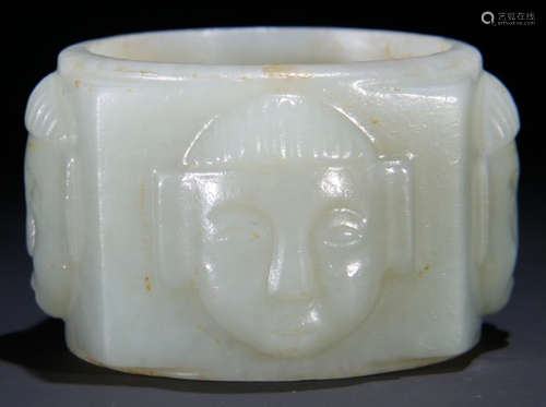 A HETIAN JADE PENDANT CARVED WITH FIGURE