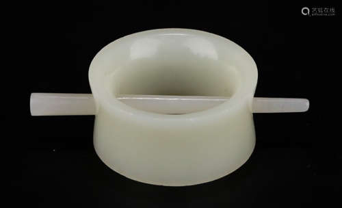 A HETIAN WHITE JADE HAIRPIN