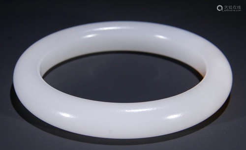 A HETIAN JADE BANGLE