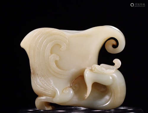 A HETIAN JADE CUP SHAPED WITH BEAST