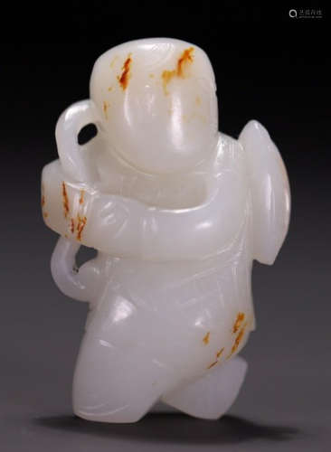 A HETIAN JADE FIGURE PENDANT