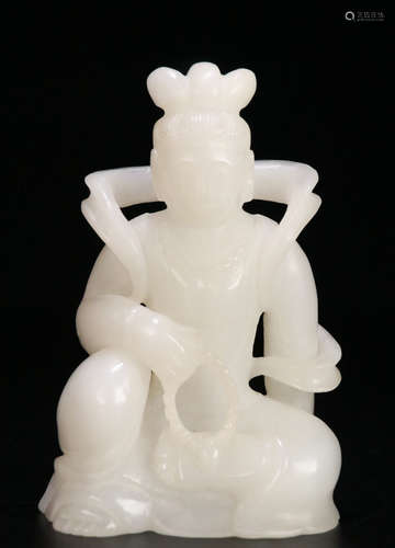 A HETIAN WHITE JADE GUANYIN BUDDHA STATUE