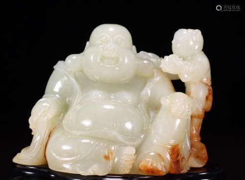 A HETIAN JADE MAITREYA BUDDHA STATUE