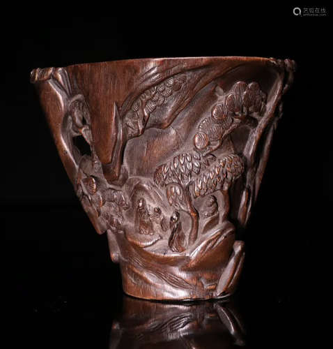 A CHENXIANG WOOD CUP CARVED WITH STORY