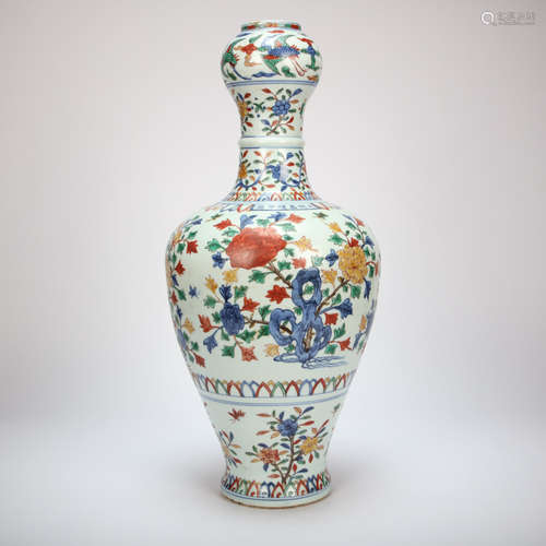 CHINESE MING DYNASTY MULTICOLOURED GARLIC SHAPE BOTTLE