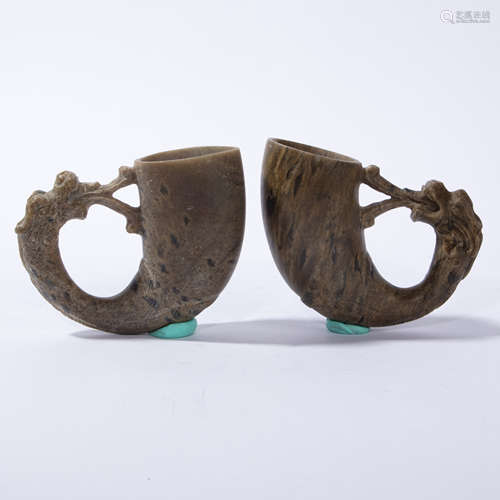 A PAIR OF  CHINESE MALACHITE DRAGON HEAD CUPS